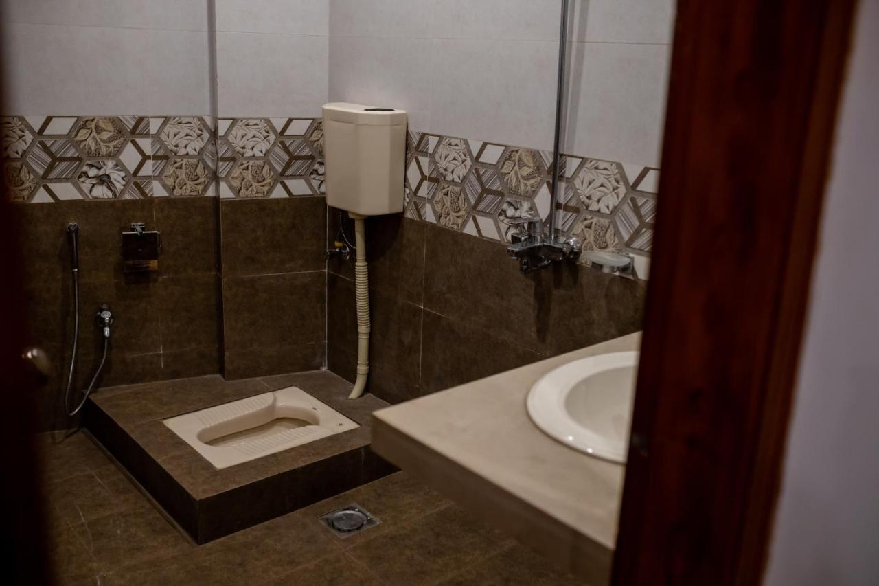 Hotel Regal Residency Rawalpindi Esterno foto